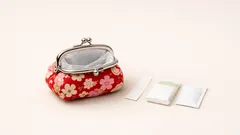 100均で完成、バッグが散らからない携帯ゴミ箱の作り方